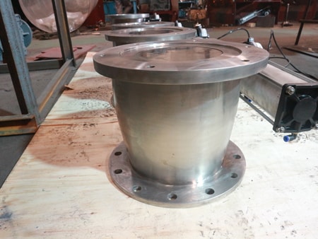 Discharge valve